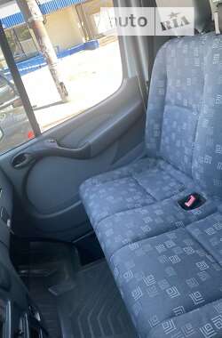 Вантажний фургон Mercedes-Benz Sprinter 2005 в Дніпрі