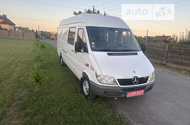 Грузопассажирский фургон Mercedes-Benz Sprinter 2006 в Луцке