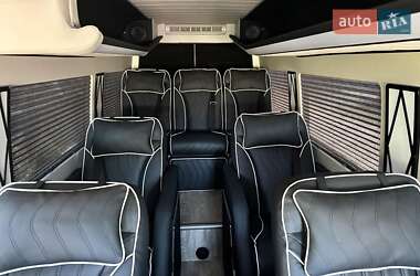 Микроавтобус Mercedes-Benz Sprinter 2020 в 