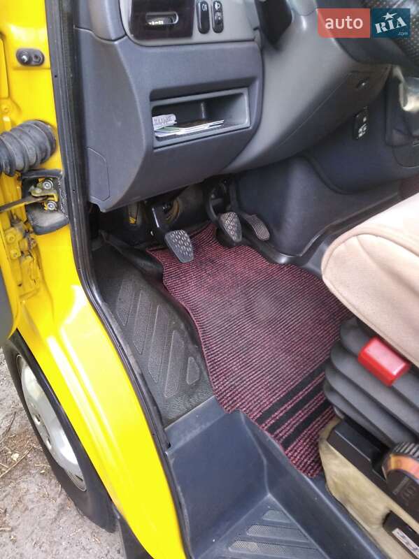 Микроавтобус Mercedes-Benz Sprinter 2004 в Обухове