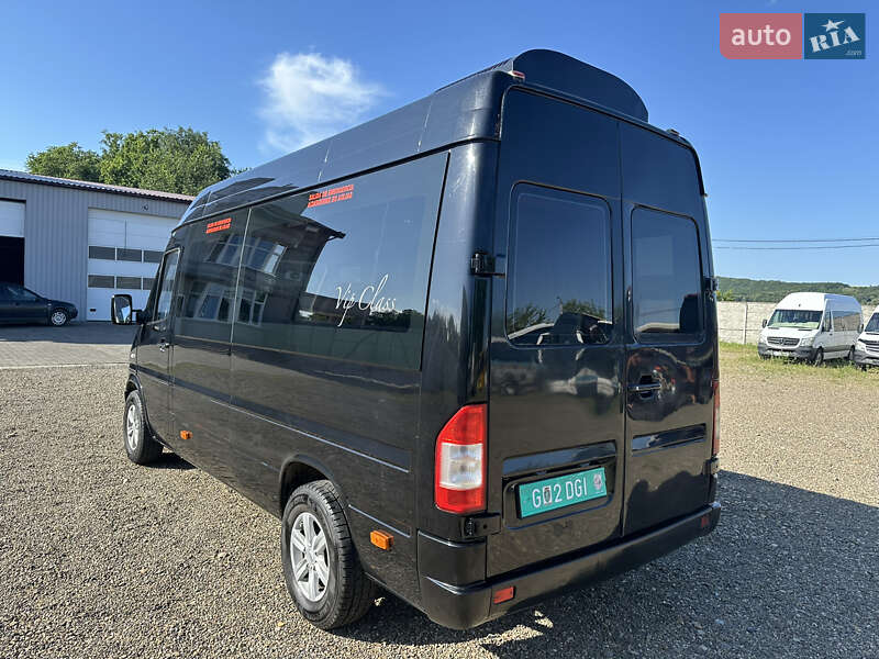 Микроавтобус Mercedes-Benz Sprinter 2004 в Черновцах