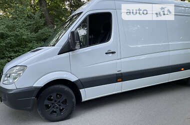Вантажний фургон Mercedes-Benz Sprinter 2012 в 