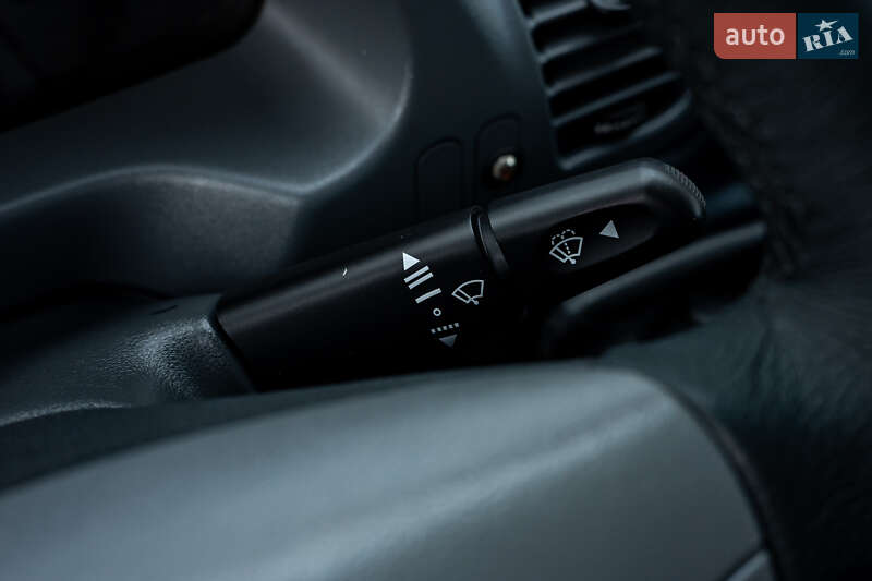 Грузовой фургон Mercedes-Benz Sprinter 2002 в Ровно