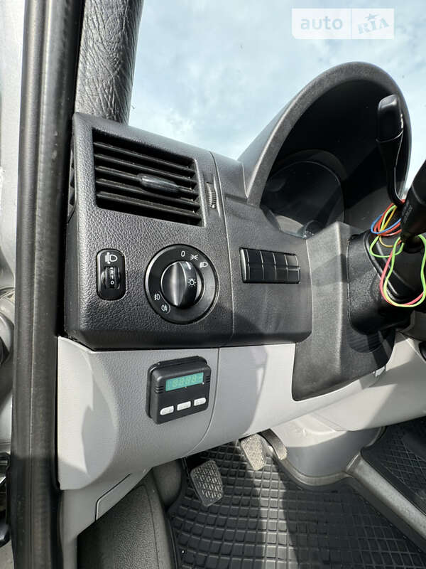 Вантажопасажирський фургон Mercedes-Benz Sprinter 2012 в Чернівцях