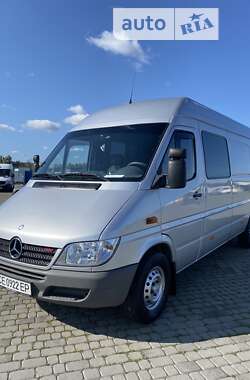 Грузопассажирский фургон Mercedes-Benz Sprinter 2003 в Черновцах