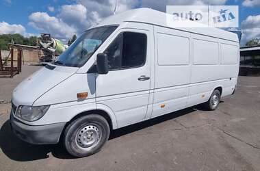 Грузовой фургон Mercedes-Benz Sprinter 2004 в Ирпене