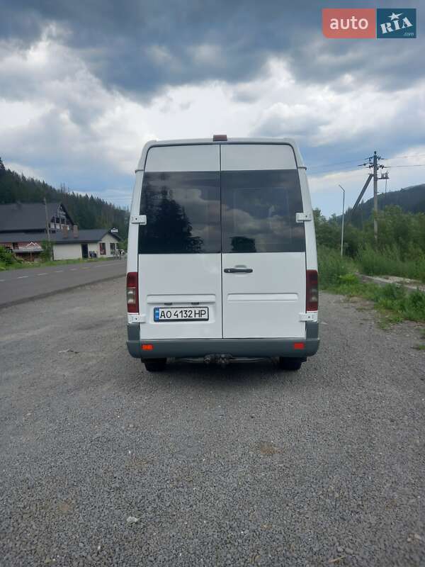 Мікроавтобус Mercedes-Benz Sprinter 2004 в Міжгір'ї