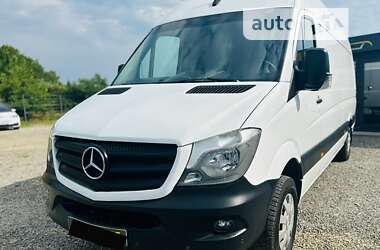 Вантажний фургон Mercedes-Benz Sprinter 2017 в Іршаві