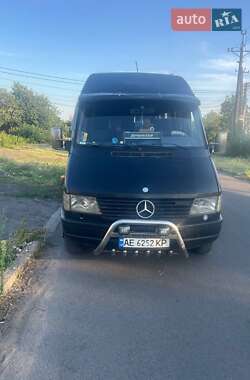 Городской автобус Mercedes-Benz Sprinter 1999 в Кривом Роге