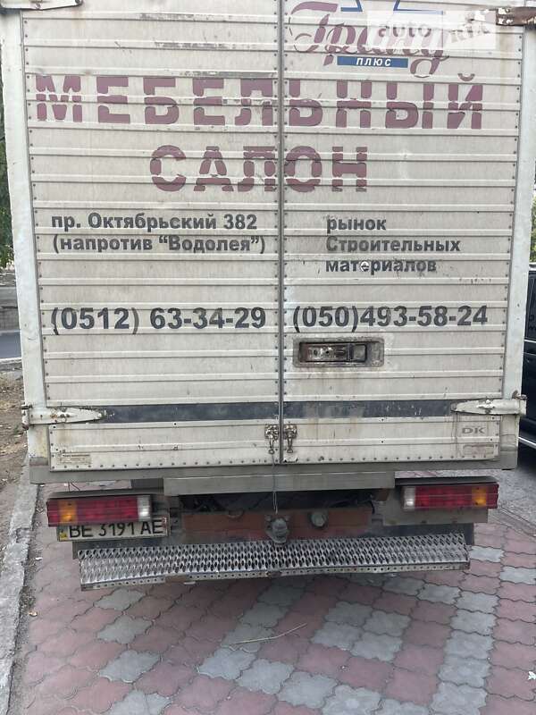 Грузовой фургон Mercedes-Benz Sprinter 1998 в Николаеве