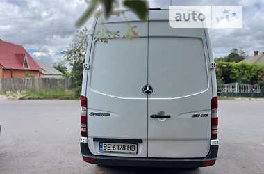 Грузовой фургон Mercedes-Benz Sprinter 2012 в 