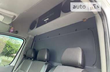 Грузовой фургон Mercedes-Benz Sprinter 2012 в 