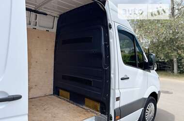 Грузовой фургон Mercedes-Benz Sprinter 2012 в 