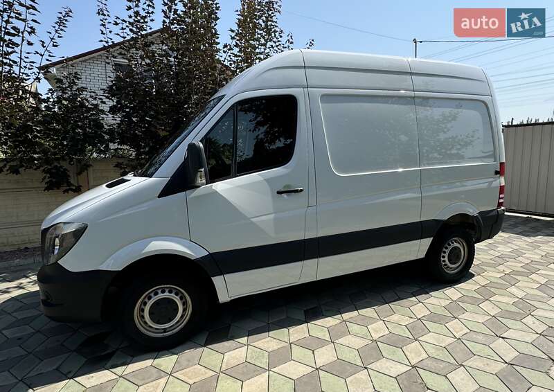 Вантажний фургон Mercedes-Benz Sprinter 2017 в Одесі фото 4 Вантажний фургон Mercedes-Benz Sprinter 2017 в Одесі