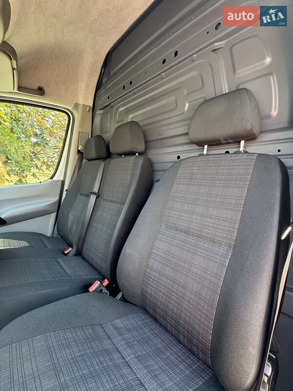 Вантажний фургон Mercedes-Benz Sprinter 2017 в Одесі фото 9 Вантажний фургон Mercedes-Benz Sprinter 2017 в Одесі