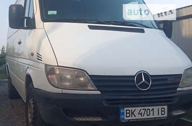 Грузовой фургон Mercedes-Benz Sprinter 2000 в Ровно