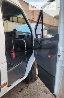 Микроавтобус Mercedes-Benz Sprinter 2006 в 