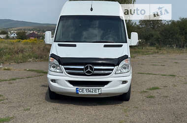 Вантажний фургон Mercedes-Benz Sprinter 2013 в Чернівцях