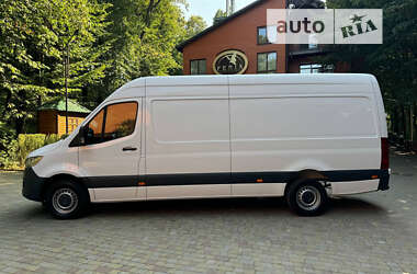 Грузовой фургон Mercedes-Benz Sprinter 2023 в 