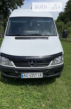 Мікроавтобус Mercedes-Benz Sprinter 2004 в Тячеві