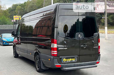 Грузовой фургон Mercedes-Benz Sprinter 2015 в 