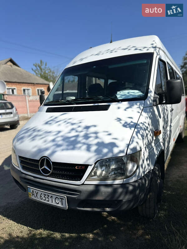 Туристический / Междугородний автобус Mercedes-Benz Sprinter 2005 в Харькове