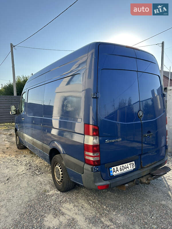 Грузовой фургон Mercedes-Benz Sprinter 2011 в Киеве фото 5 Грузовой фургон Mercedes-Benz Sprinter 2011 в Киеве