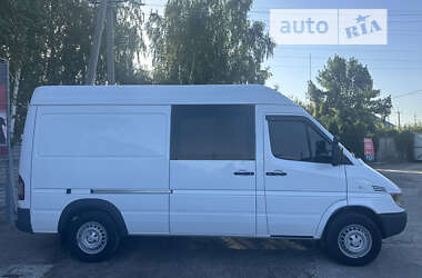 Вантажний фургон Mercedes-Benz Sprinter 2004 в Білій Церкві