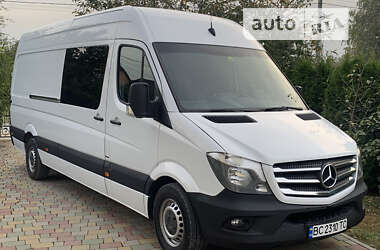 Вантажопасажирський фургон Mercedes-Benz Sprinter 2016 в Стрию