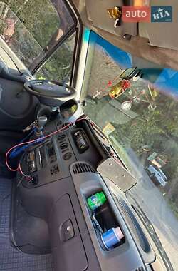 Микроавтобус Mercedes-Benz Sprinter 2006 в 