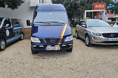 Микроавтобус Mercedes-Benz Sprinter 2005 в 