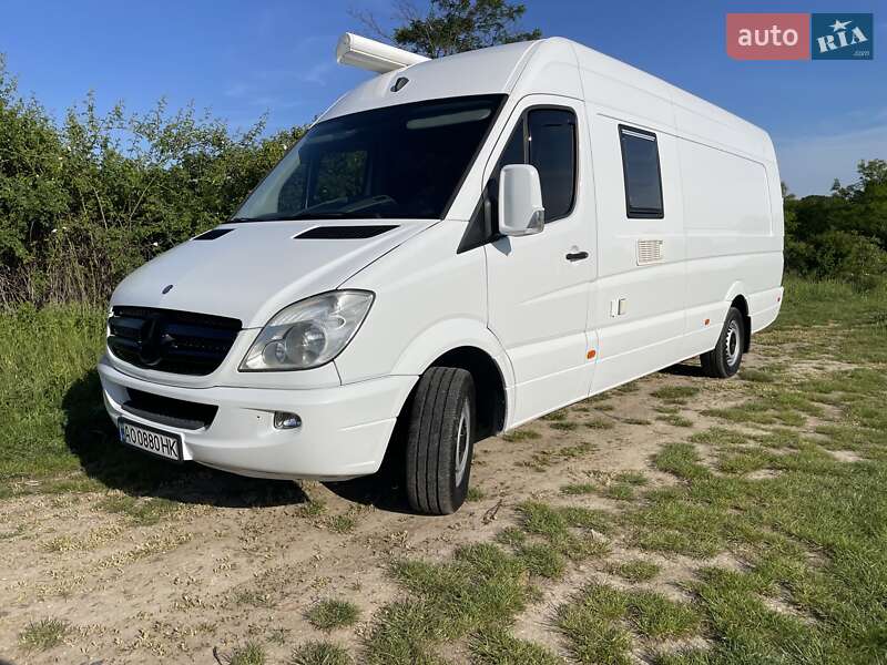Дом на колесах Mercedes-Benz Sprinter 2011 в Ужгороде