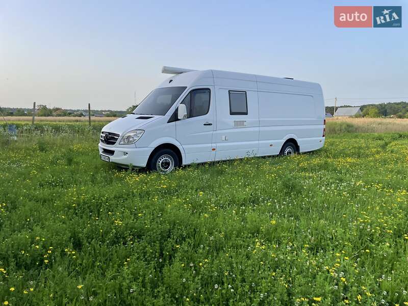 Дом на колесах Mercedes-Benz Sprinter 2011 в Ужгороде