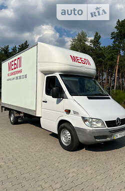 Вантажний фургон Mercedes-Benz Sprinter 2004 в Рівному