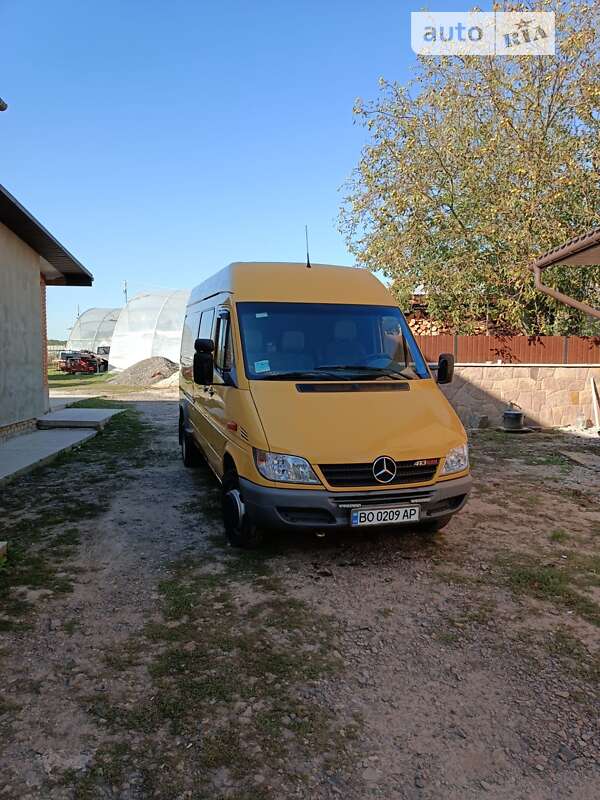 Mercedes-Benz Sprinter 2005