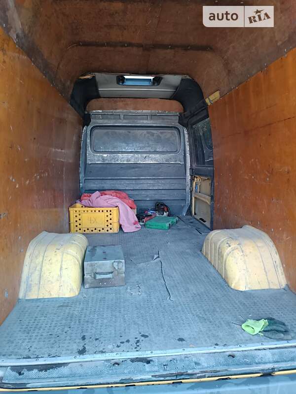 Вантажний фургон Mercedes-Benz Sprinter 2005 в Тернополі фото 9 Вантажний фургон Mercedes-Benz Sprinter 2005 в Тернополі