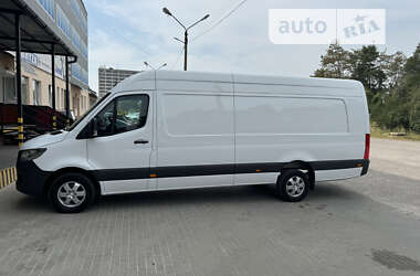 Вантажний фургон Mercedes-Benz Sprinter 2022 в Львові