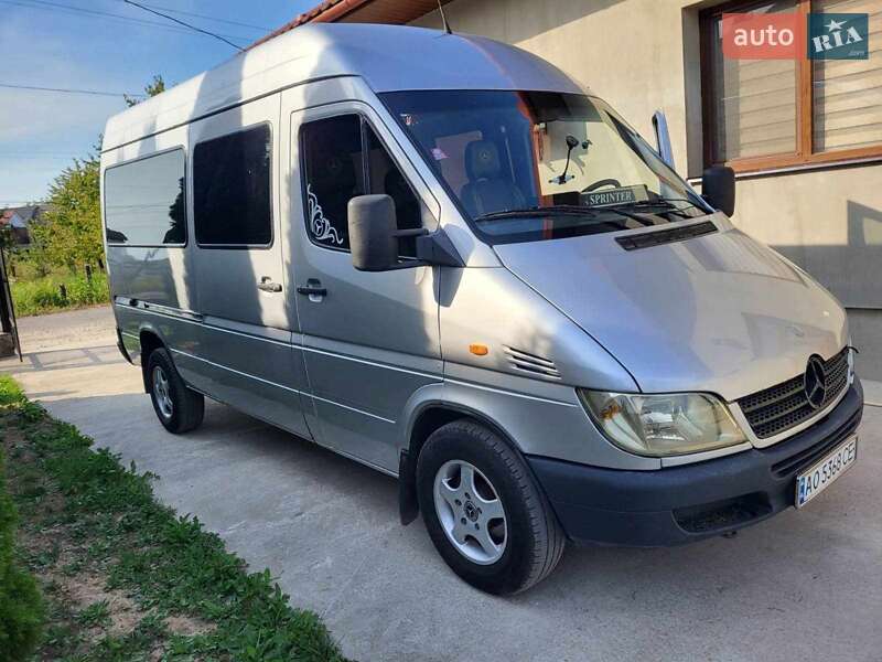 Микроавтобус Mercedes-Benz Sprinter 2003 в 