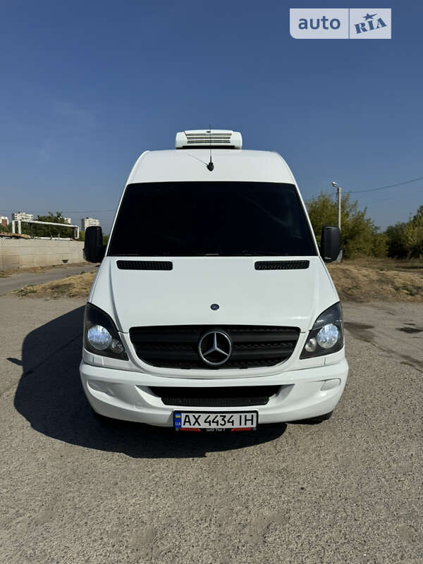 Грузовой фургон Mercedes-Benz Sprinter 2011 в Харькове