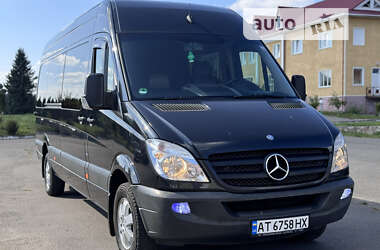 Вантажопасажирський фургон Mercedes-Benz Sprinter 2011 в Косові