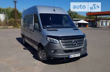 Вантажний фургон Mercedes-Benz Sprinter 2019 в Нововолинську