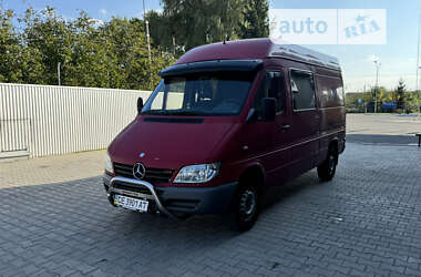 Микроавтобус Mercedes-Benz Sprinter 2005 в Новоселице