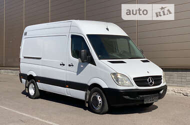 Вантажний фургон Mercedes-Benz Sprinter 2009 в Рівному