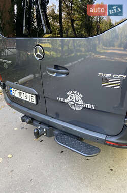Грузовой фургон Mercedes-Benz Sprinter 2022 в 