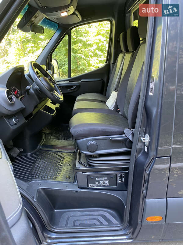 Вантажний фургон Mercedes-Benz Sprinter 2022 в Івано-Франківську