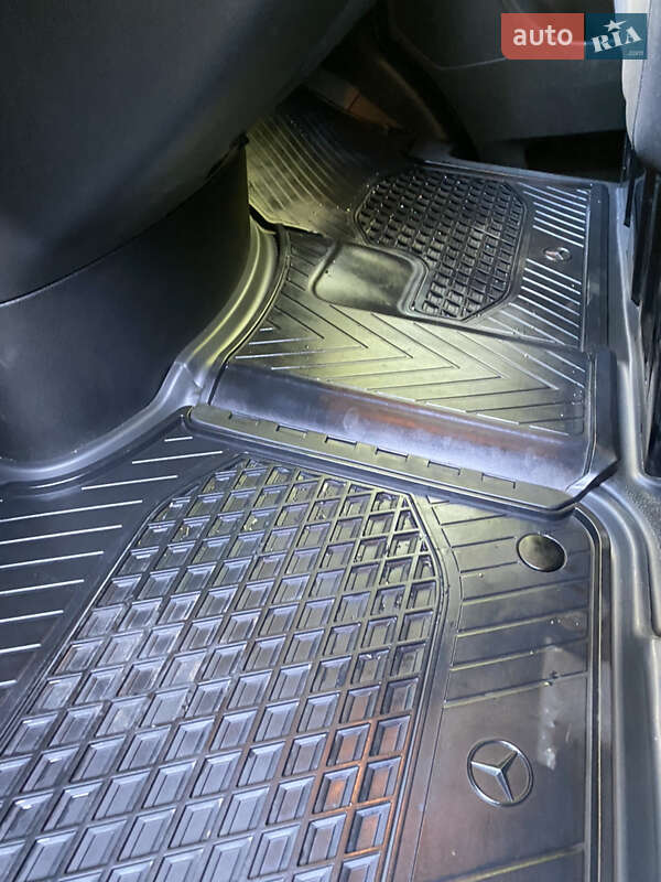 Вантажний фургон Mercedes-Benz Sprinter 2022 в Івано-Франківську