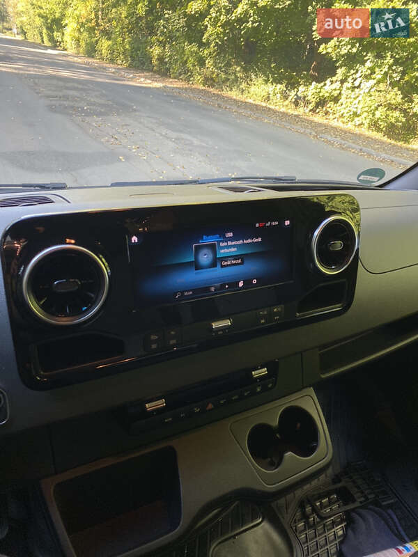 Вантажний фургон Mercedes-Benz Sprinter 2022 в Івано-Франківську