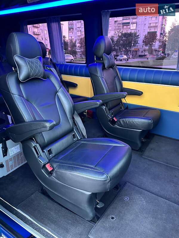 Микроавтобус Mercedes-Benz Sprinter 2019 в Киеве