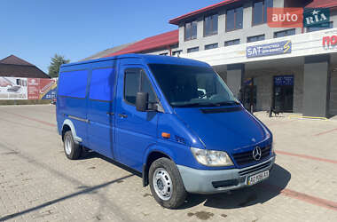 Грузовой фургон Mercedes-Benz Sprinter 2004 в 
