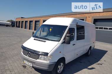 Грузопассажирский фургон Mercedes-Benz Sprinter 1998 в Черновцах